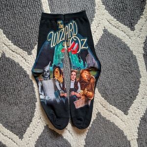 Super Fun Brand New Wizard of Oz Themed Socks Fits Size 6-12 Women's Never Worn